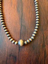 Load image into Gallery viewer, Navajo Pearls Necklace
