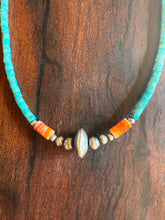 Load image into Gallery viewer, Turquoise spiny and Navajo necklace
