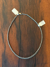 Load image into Gallery viewer, Navajo Pearl Necklace
