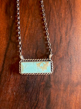 Load image into Gallery viewer, Kingman Turquoise Necklace
