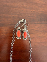 Load image into Gallery viewer, Red Spiny Lariat Set with Earrings
